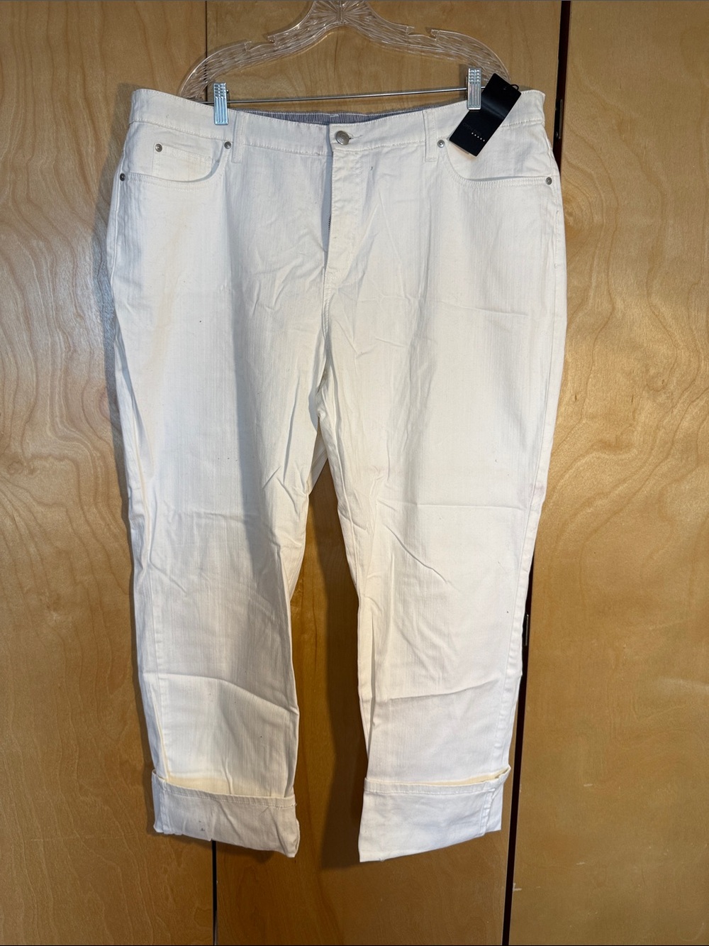 White cotton pant